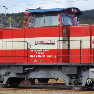 12-001 SKD 226 - Euroshuttle / Grenland Rail rød