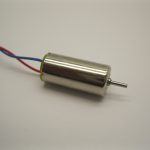0816S Motor 8x16,5 mm - en motoraksel (SKD 224)