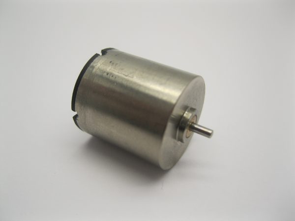 1715S Motor 17x15 mm - en motoraksel